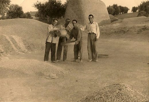 Años 60. De izquierda a derecha aparecen Adolfo, El Sanchez, Paco Curines y Paco el canela.