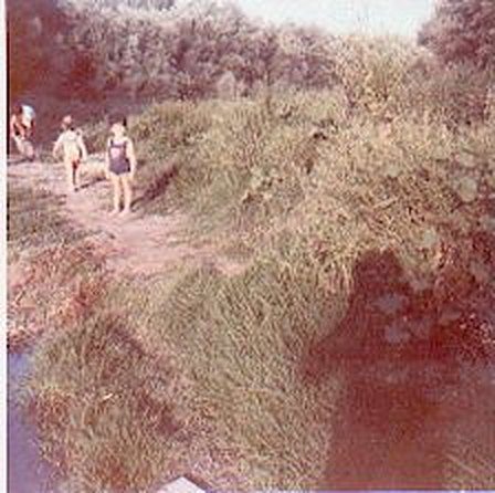 1973. Rio Genil, el de la foto soy yo xDD