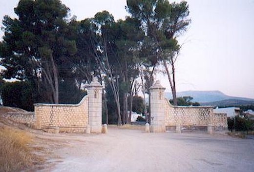 La Portada, entrada y simbolo del pueblo.